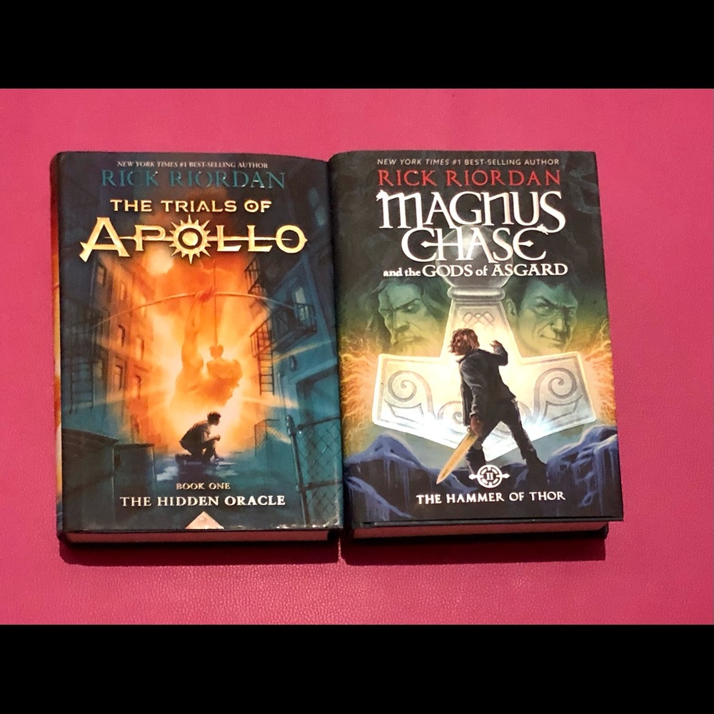 ❤️Rick Riordan Hammer Thor Hidden Oracle Books